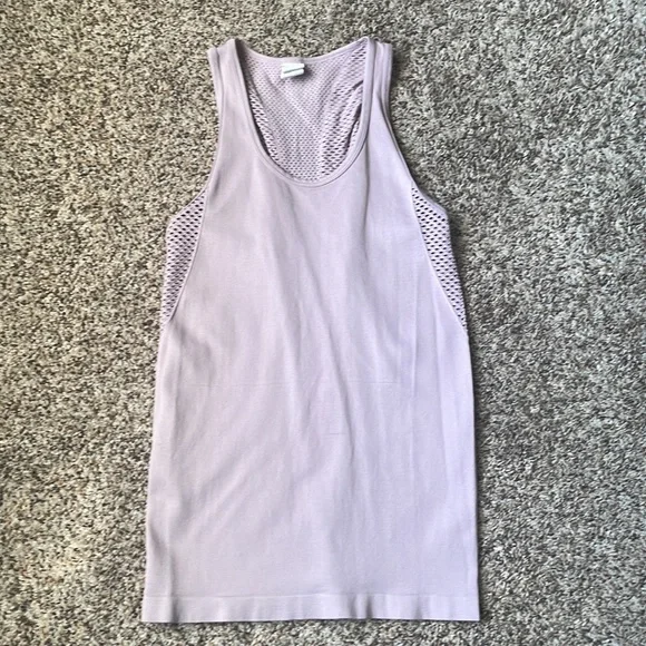 Fabletics- Musetta Seamless Openwork Tank XS Dusty Rose - Picture 4 of 5
